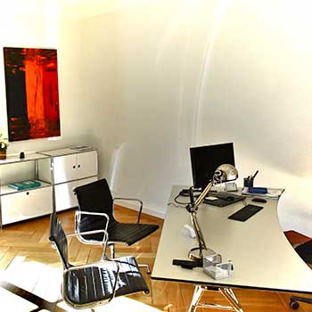 Behandlungszimmer in der Praxis Proktologie Prinzregenten 121